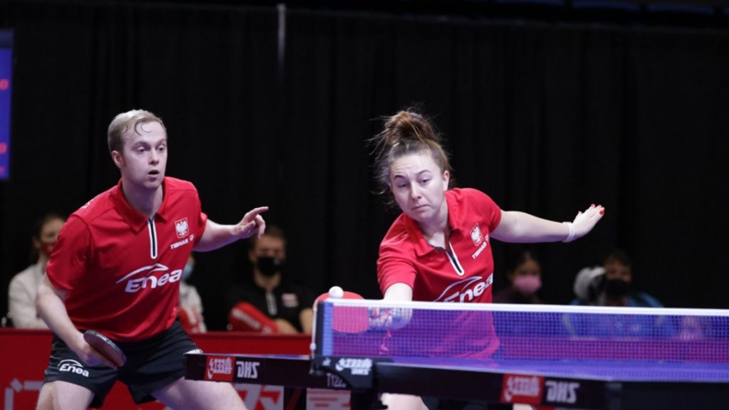 Read more about the article Badowski i Dyjas odpadli w grze mieszanej