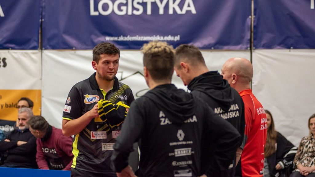 Read more about the article Akademia Zamojska wygrała z Dartomem Bogorią