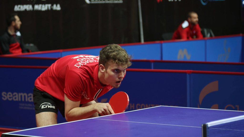 Read more about the article Siedem gier Miłosza Redzimskiego z Azjatami w Bułgarii