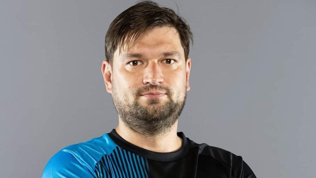 Read more about the article Piotr Anchim: „19 punktów powinno zapewnić miejsce w „szóstce”