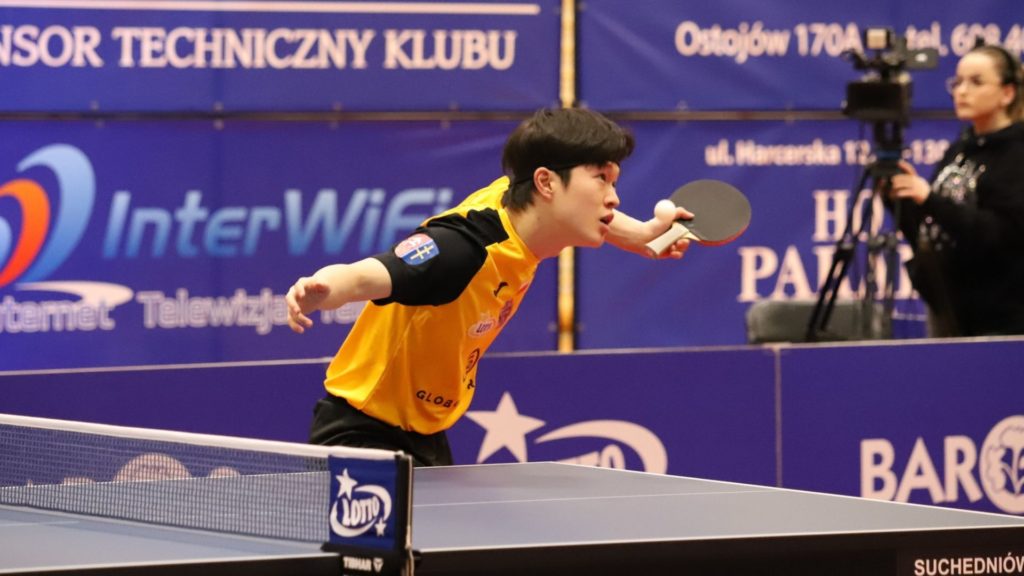 Read more about the article Zwycięstwo suchedniowskich „Aptekarzy” na otwarcie 2024 roku