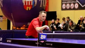 Read more about the article Singapore Smash: zwycięstwa Lubomira Pisteja i Liao Cheng-Tinga