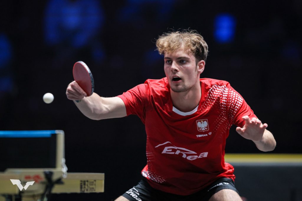 Read more about the article Miłosz Redzimski awansował do półfinału Star Contendera w Londynie